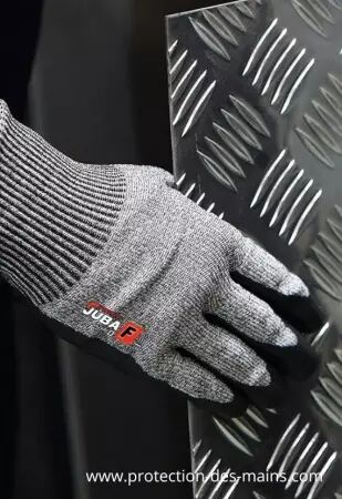 Gants anti coupure niveau F enduction Nitrile (la paire)